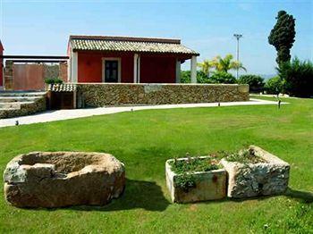 Masseria Sant' Elia Vakantieboerderij *